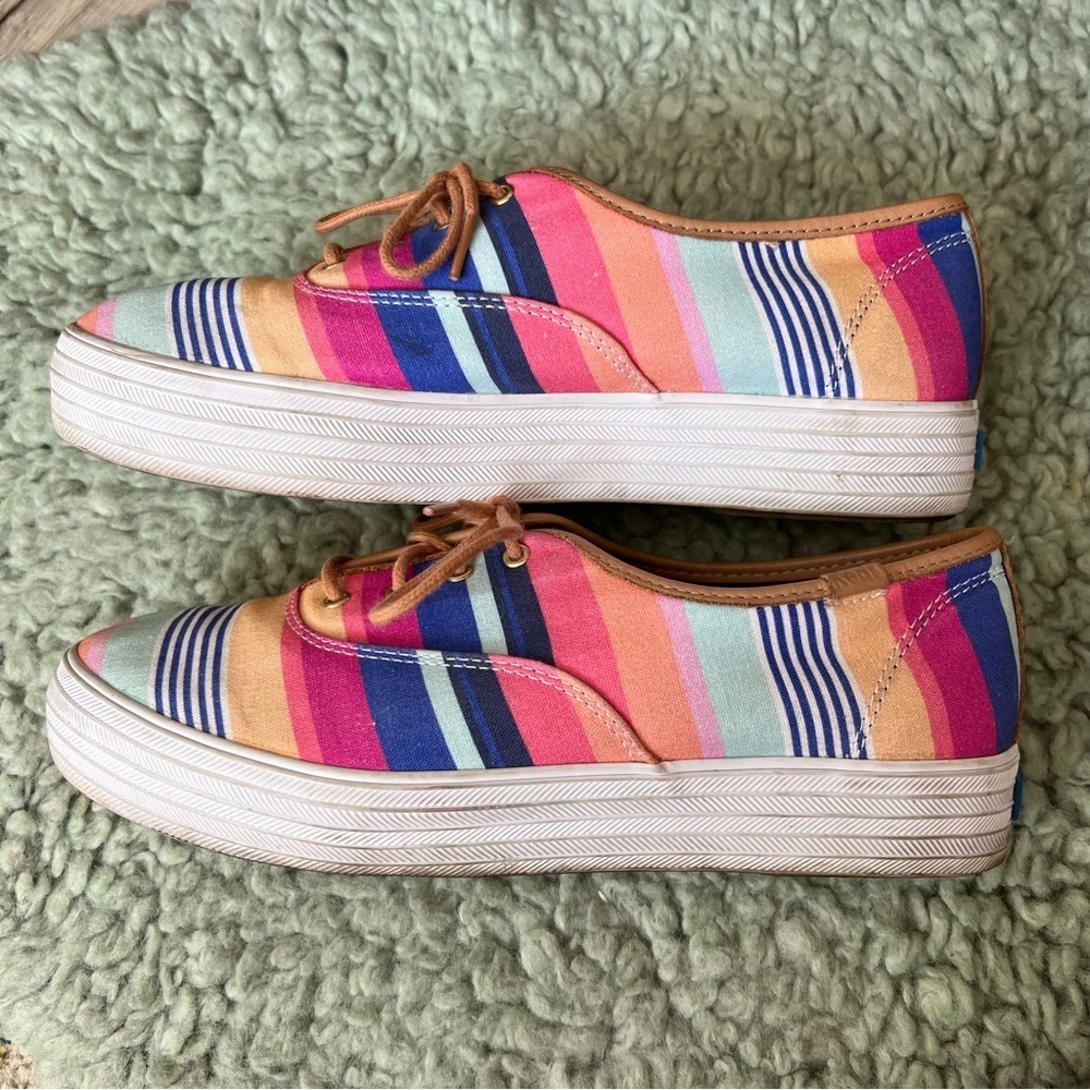 Keds Women's Sunnylife Stripe Slip-On Sneaker Gently Used Size 8.5 US
